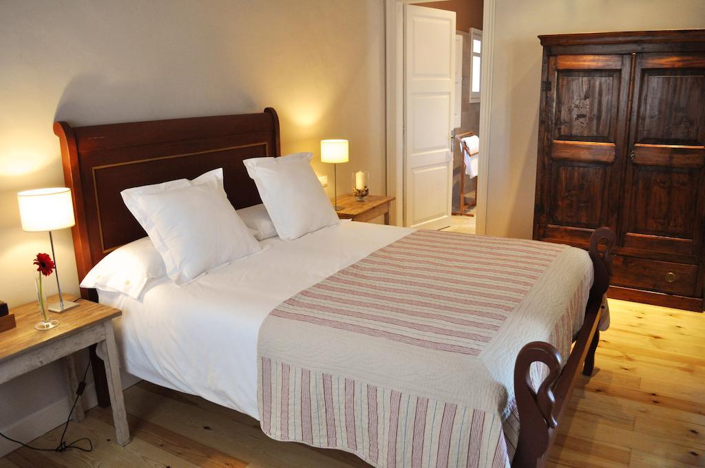 Bed and Breakfast L'hort de Sant Cebrià Torroella de Fluviá Camera foto
