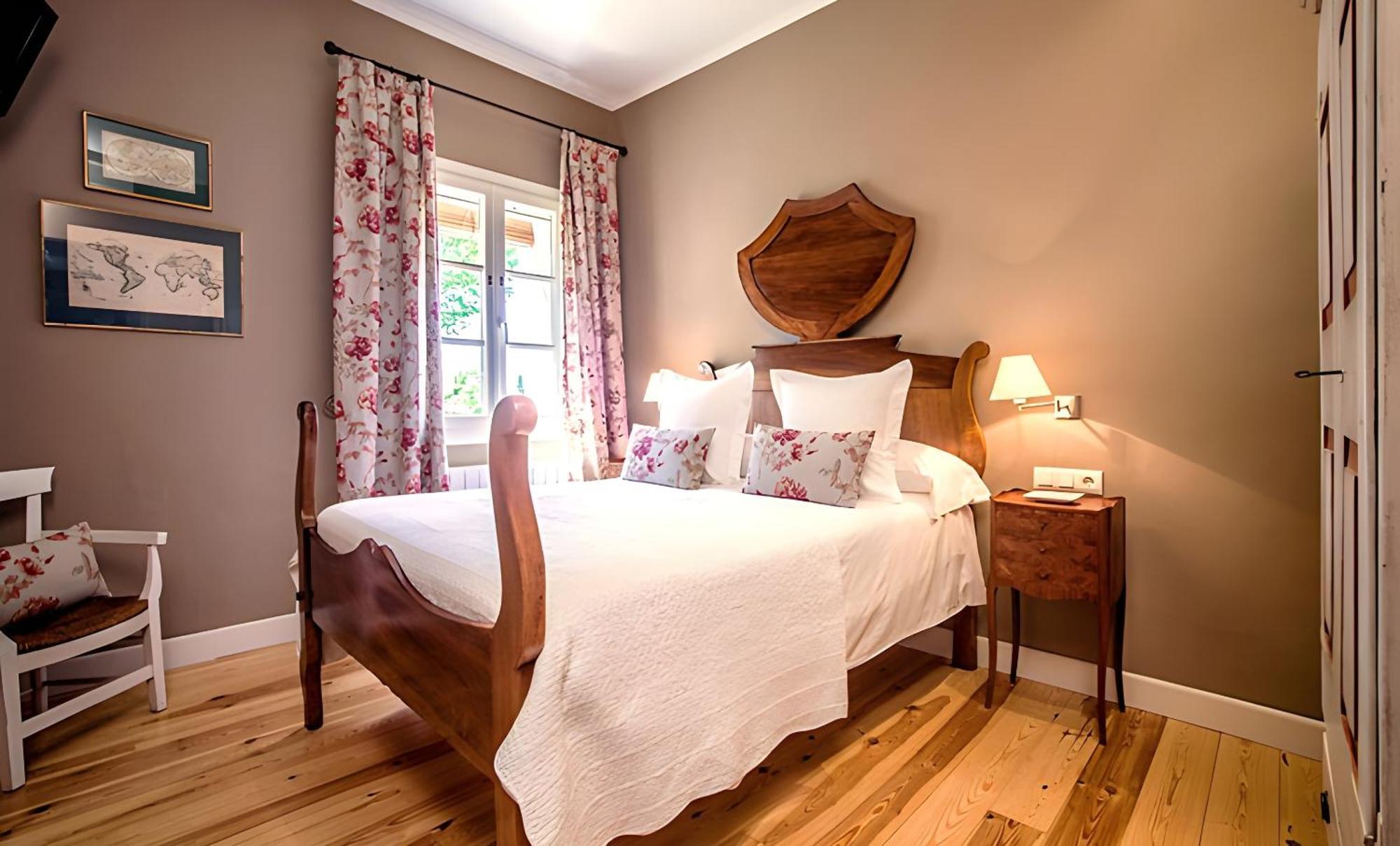Bed and Breakfast L'hort de Sant Cebrià Torroella de Fluviá Esterno foto